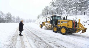 Büyükşehir'den yoğun kar mesaisi