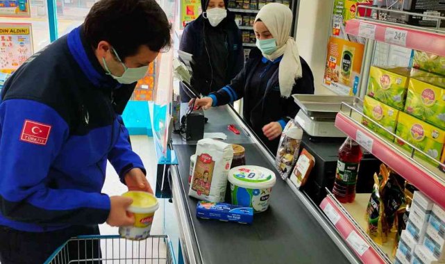 Büyükşehirin market denetimleri Kartepe ve Derince'de devam etti