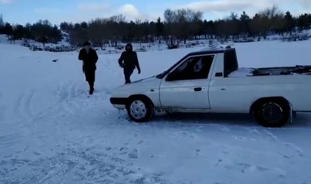 Buz tutan gölün üzerinde öyle bir çılgınlık yaptı ki