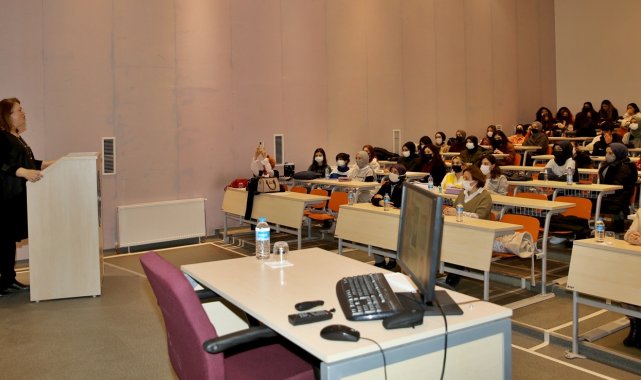 ÇAKÜ'de fitoterapinin beslenmedeki yeri konuşuldu