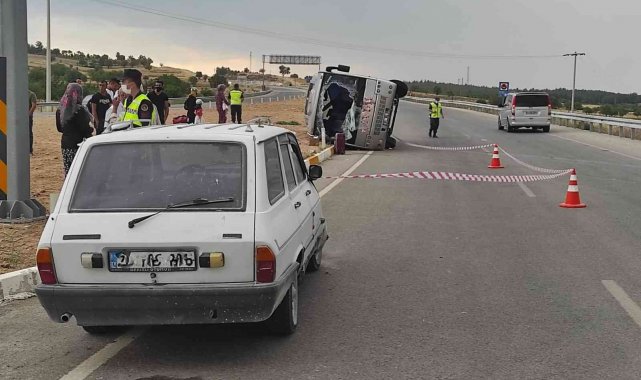 Çal'da zincirlemeli trafik kazası; 1ölü, 2 yaralı