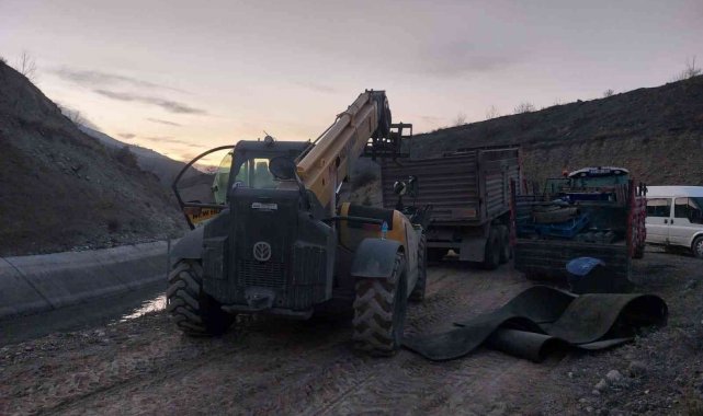 Çalıştıkları maden şirketine ait inşaat malzemelerini çalıp satan işçiler yakalandı