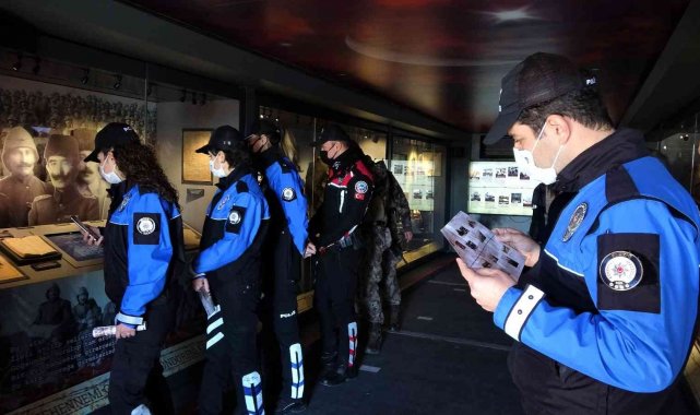 Çanakkale Savaşları Mobil Müzesi'nin 36'ıncı durağı Elazığ oldu