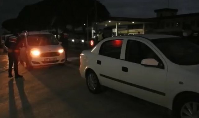 Çanakkale'de jandarmadan sahte rakı operasyonu