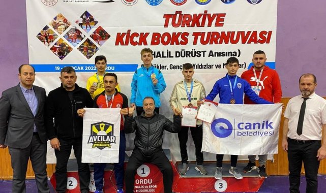 Canik sporcuları Samsun&#039;un gururu oldu