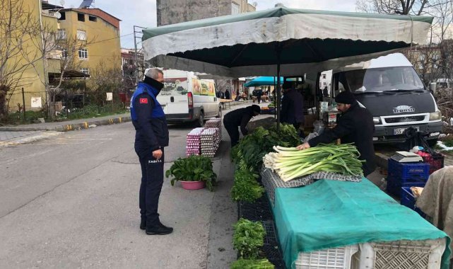 Canik'te semt pazarı denetimleri