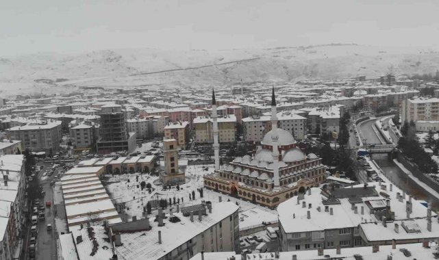 Çankırı'daki yoğun kar yağışı havadan görüntülendi