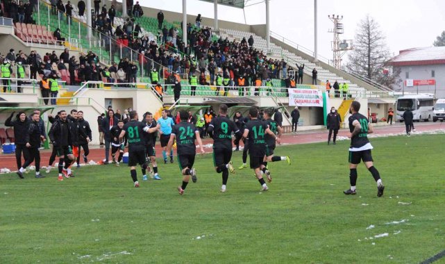 Çarşambaspor-Beyoğlu Yeni Çarşı FK karşılaşması ertelendi