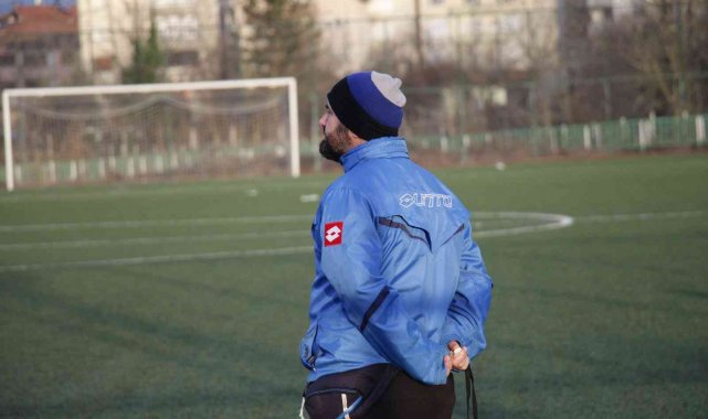 Çaydeğirmeni&#039;nde minikler futbola hevesli