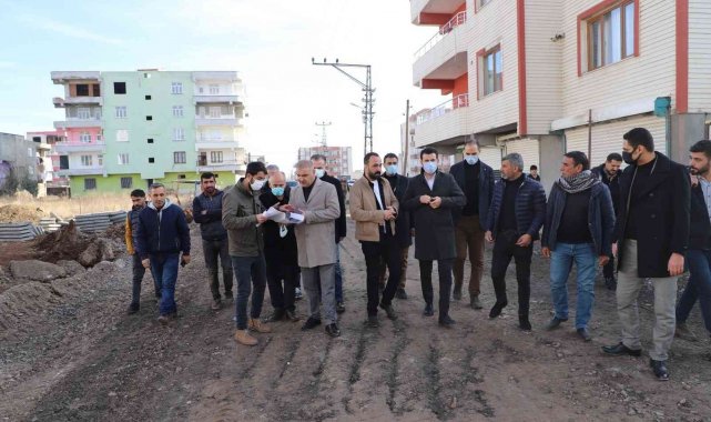 Çelikevler&#039;de şebeke ve kanalizasyon çalışmaları devam ediyor