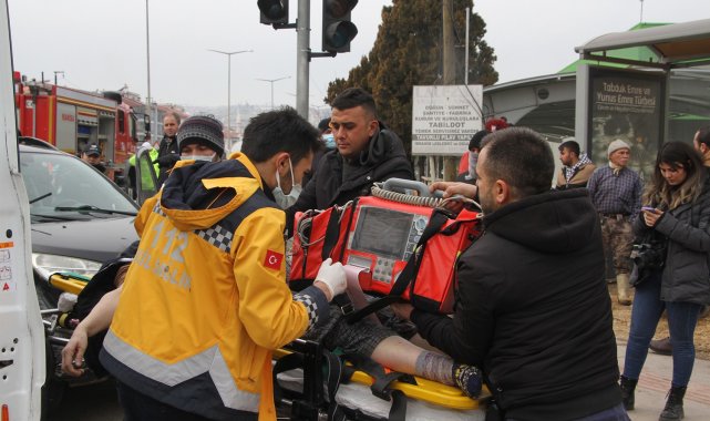 Cenazeden dönen araç kaza yaptı: 4 ağır yaralı
