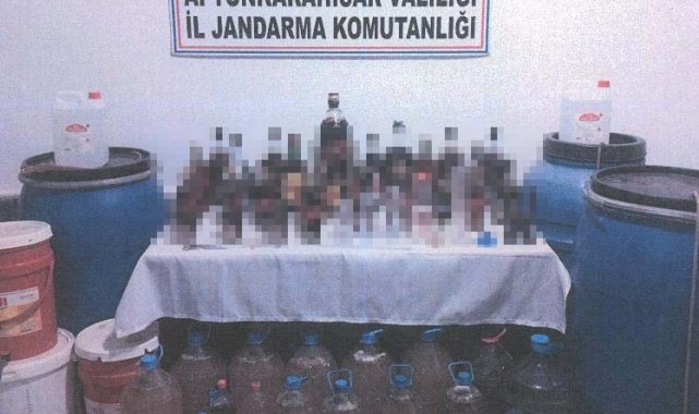 CHP İl Başkan Yardımcısının evine sahte alkol baskını