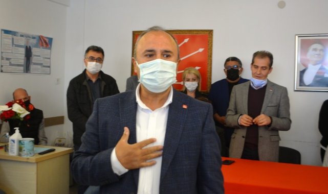 CHP&#039;de &quot;kilitli kapı skandalı&quot; iddiasını ortaya atan üyeler ihraç edildi