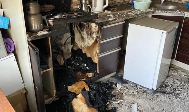 CHP&#039;nin ilçe başkanlığında korkutan yangın