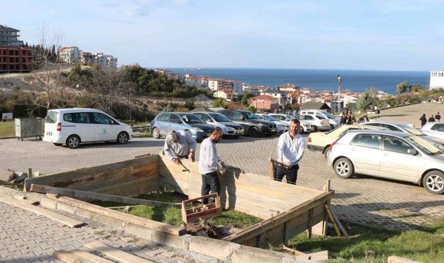 Çınarcık MYO'ya otobüs durağı
