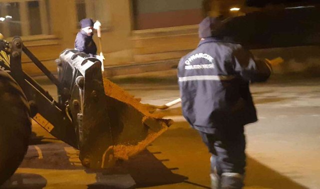 Çınarcık&#039;ta karla mücadele