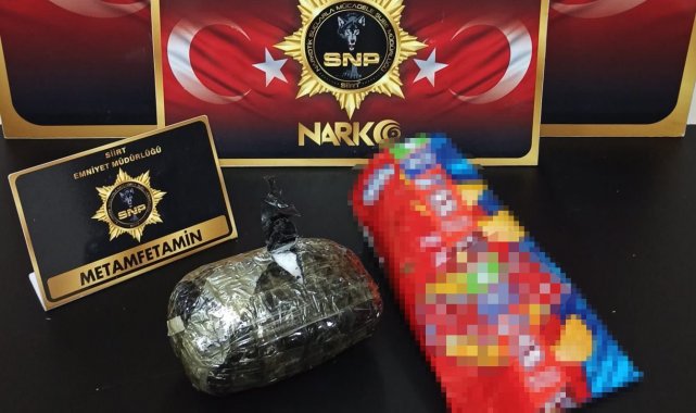 Cips paketi içinde uyuşturucu madde ele geçirildi