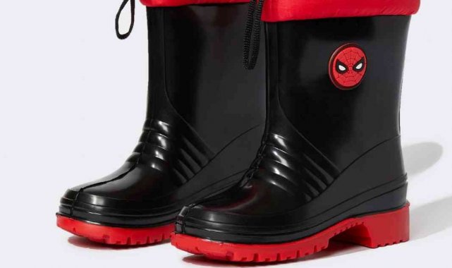 Çizme ve botlar raflarda yerini aldı