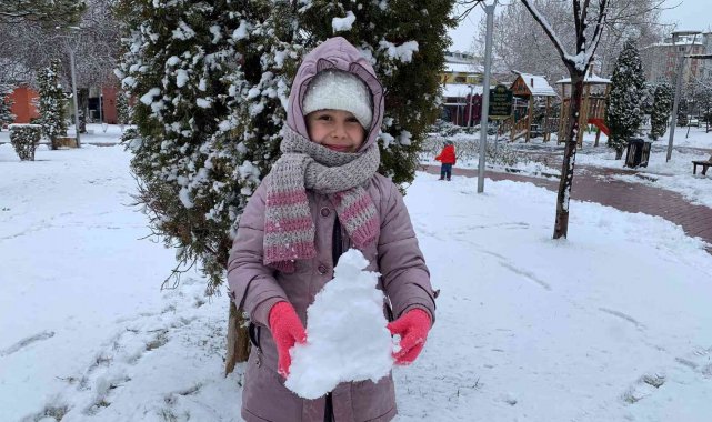 Çocukların kar sevinci