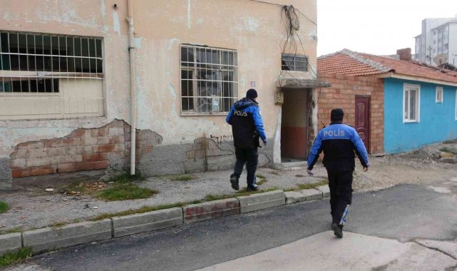 Çorum polisinden metruk evlere denetim