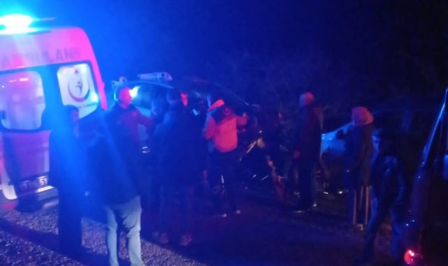 Çorum'da iki otomobil kafa kafaya çarpıştı: 6 yaralı