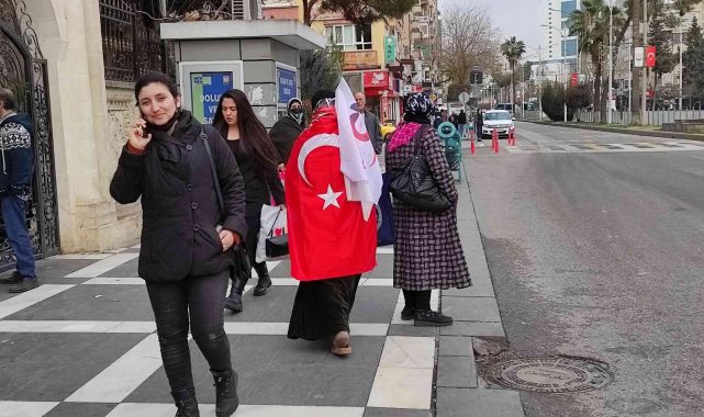 Cumhurbaşkanı sevgisi yollara düşürdü