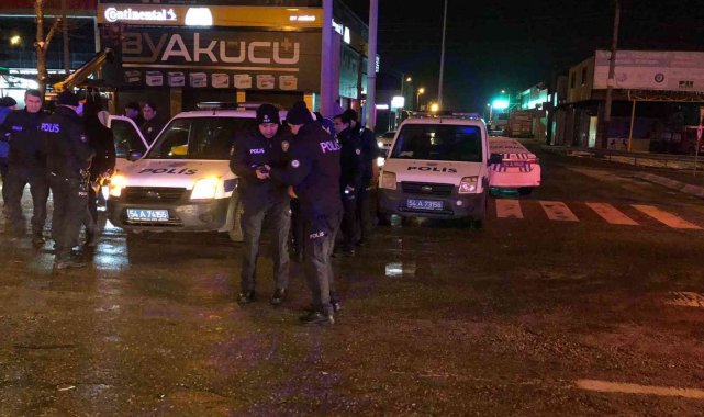 D-100'de polis otosu ile otomobil çarpıştı: 1'i polis 5 yaralı