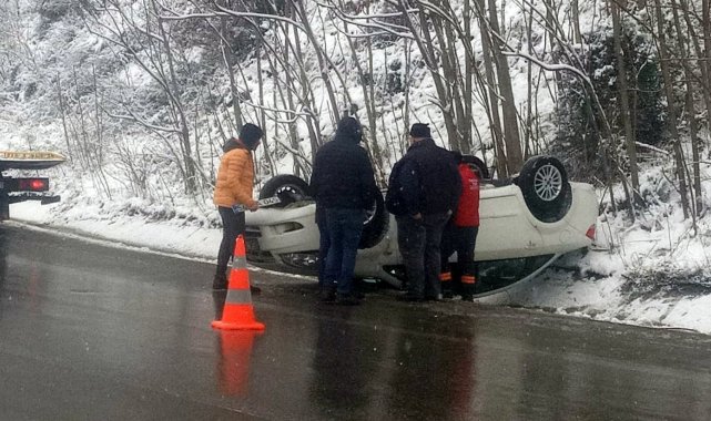 D-650 karayolunda otomobil takla attı: 1 yaralı