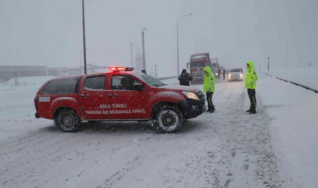D100 ve TEM'in Bolu geçişi trafiğe kapatıldı