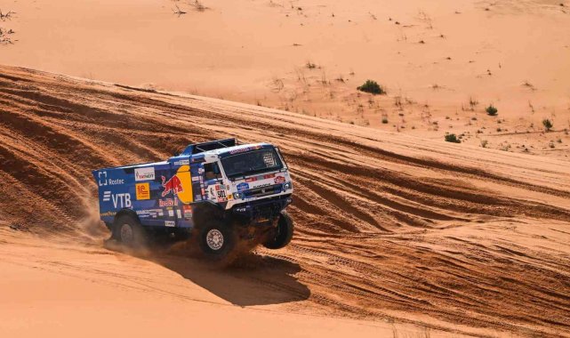 Dakar Rallisi'nde Sebastian Loeb'ten ikinci etap galibiyeti