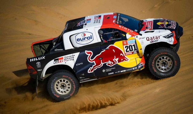 Dakar Rallisi&#039;nin ikinci gününde de Red Bull sporcuları zirvede