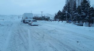 Darende-Kayseri karayolu ulaşıma kapandı