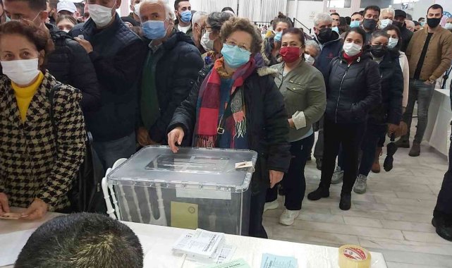 Datça Esnaf Odası'nda mevcut başkan Demirtaş güven tazeledi