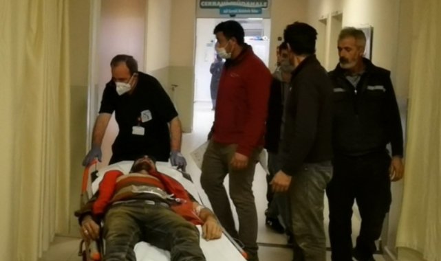 Demir bağlarken akıma kapıldı