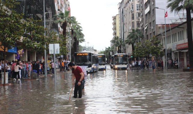 Denizli'de 3 gün boyunca sağanak yağış etkili olacak