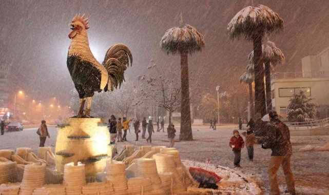 Denizli&#039;de kar yağışıyla birlikte sıcaklıklar düşecek