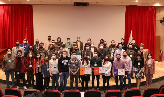 DEÜ'den oyun girişimcilerine destek