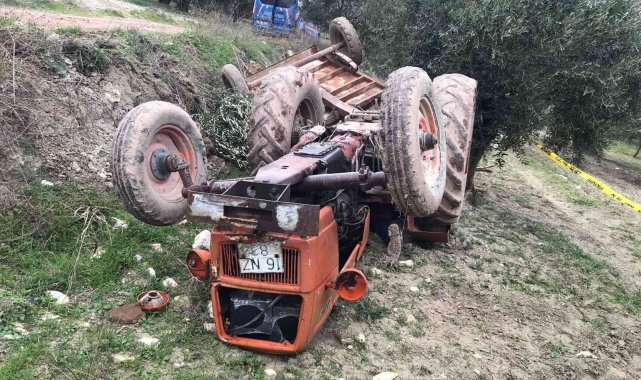 Devrilen traktörün altında kalan çiftçi hayatını kaybetti