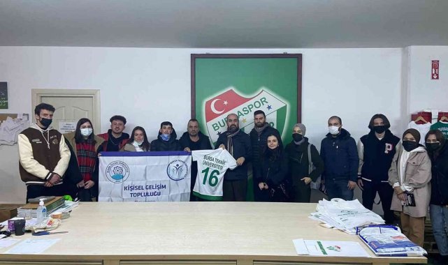 Dijital iş dünyası için üniversiteli mezunlar geliyor