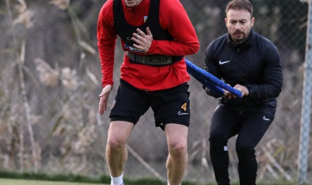 Dimitrios Kolovetsios güç topluyor