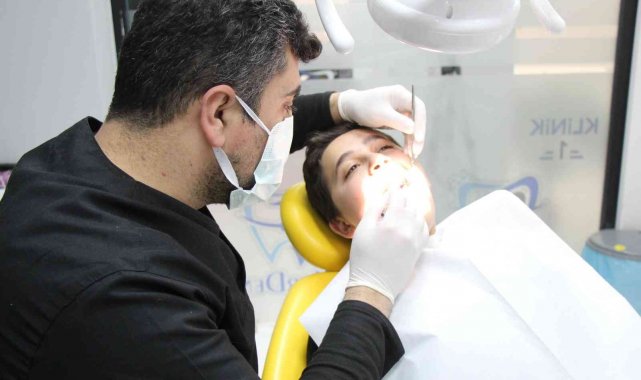 Diş çürümelerinde sebep yüzde 85'le aşırı şekerli besinler