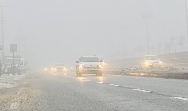 Diyarbakır'da uçak seferlerine sis engeli devam ediyor