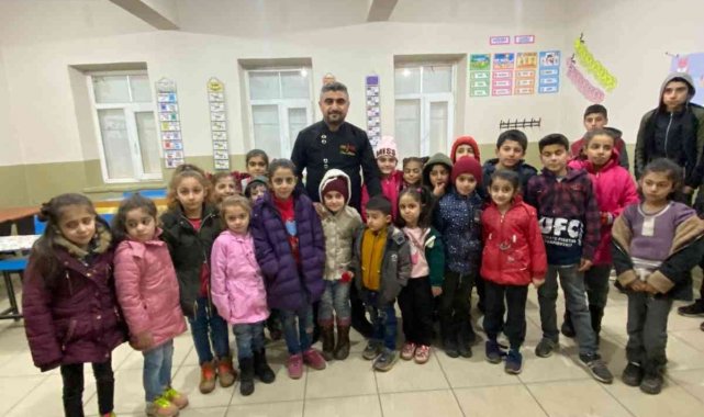 Diyarbakırlı çocukların 'Piton döner' mutluluğu