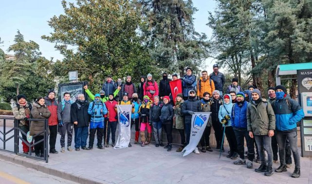 Doğaseverler Yunusemre Belediyesi ile yürüyüş etkinliğinde buluştu