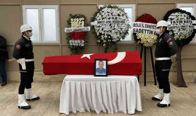 Doğum gününde kalp krizi geçiren polis memuru son yolculuğuna uğurlandı