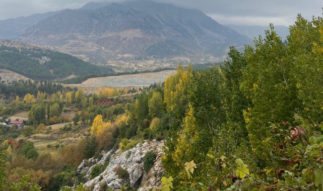 Döngel şelalesi görenleri kendine hayran bırakıyor
