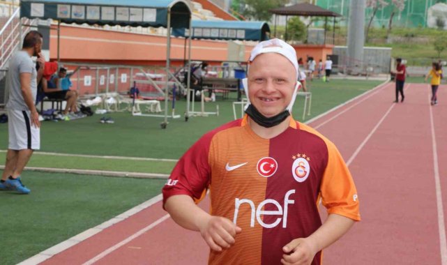 Down sendromlu sporcu Sedat Kızmaz&#039;dan büyük başarı