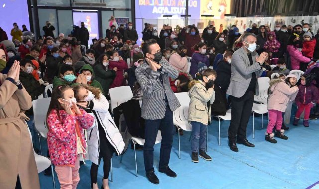 Dünya Kukla Festivali Tuzla'da başladı
