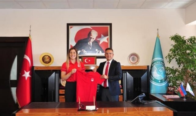 Dünya ve Olimpiyat şampiyonları BAÜN'de ders verecek