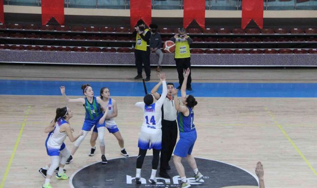 Düzce Atletik bu defa Altınel'i farklı geçti